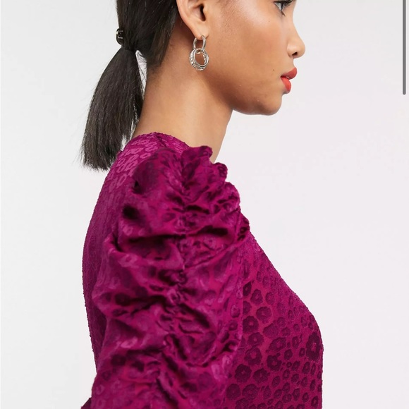 & Other Stories purple leopard print sheer puff sleeve blouse - Picture 11 of 11